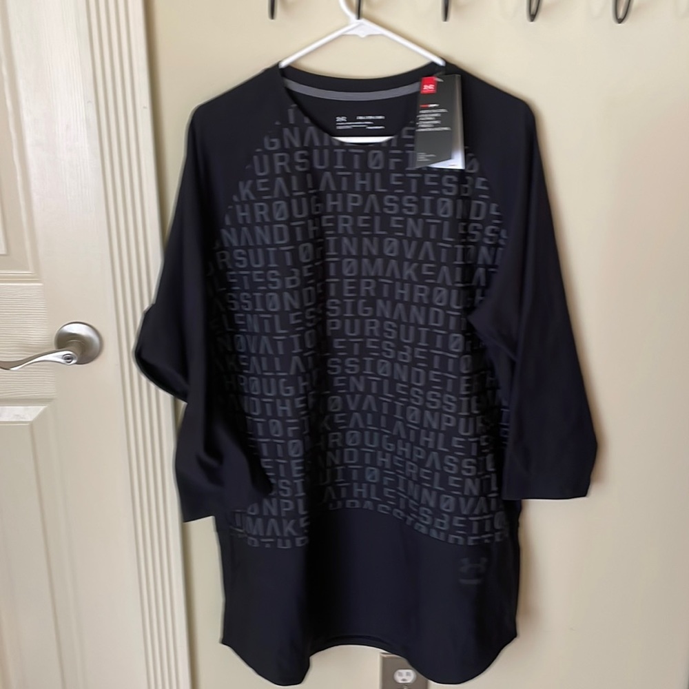 Under Armour Men’s HeatGear Shirt